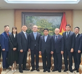 Deputy PM urges Korea Telecom–Viettel partnership in AI, data centers